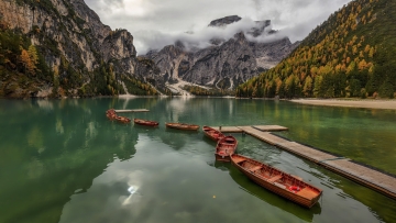 Dolomites-Zsolt-Lago-Braies