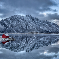 Norway-Zsolt-Mountain-Mirror-Red-House